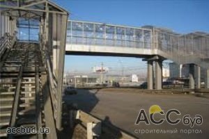 В столице проводится проверка всех надземных пешеходных переходов