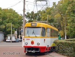 На улицах города появились обновленные трамваи 